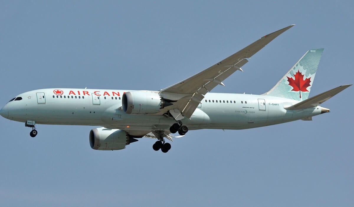 Air Canada confirms data breach impacting mobile users