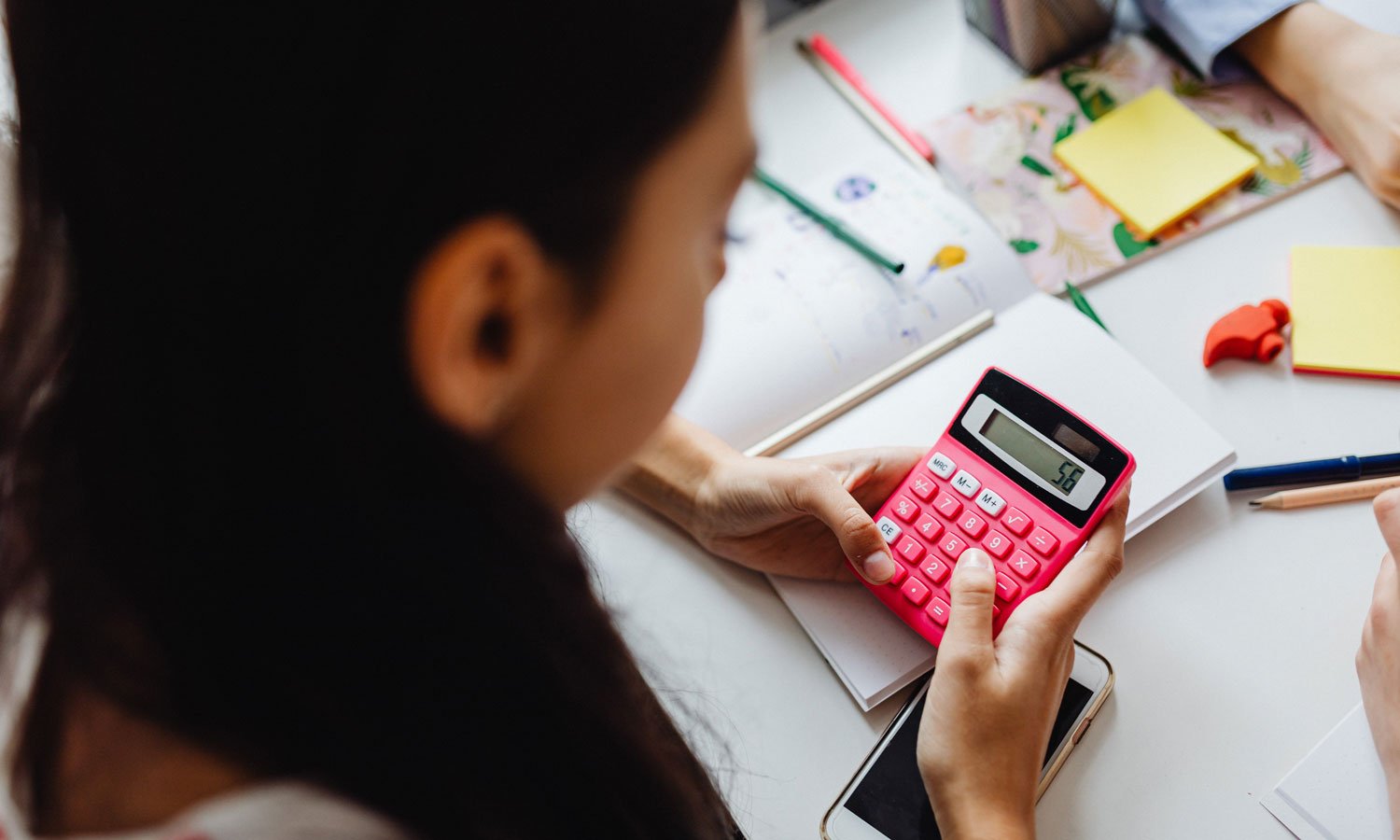 Ages 7 to 12: Teaching kids about how to save and not overspend