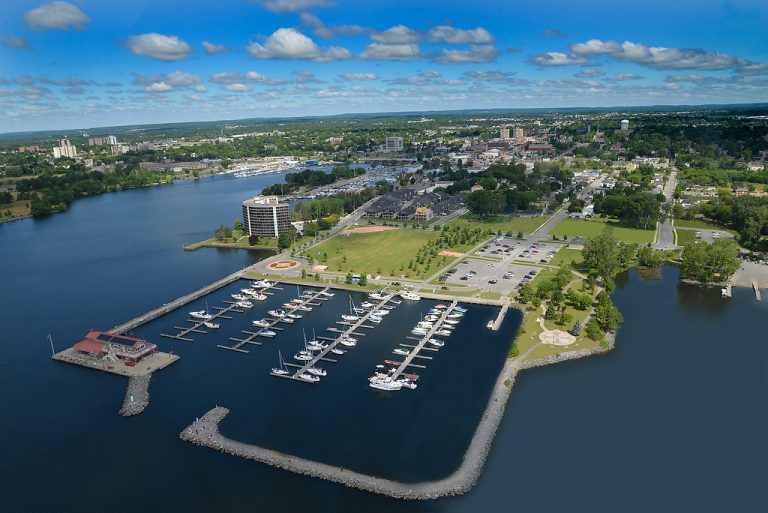 Top 10 best places to retire in Canada MoneySense