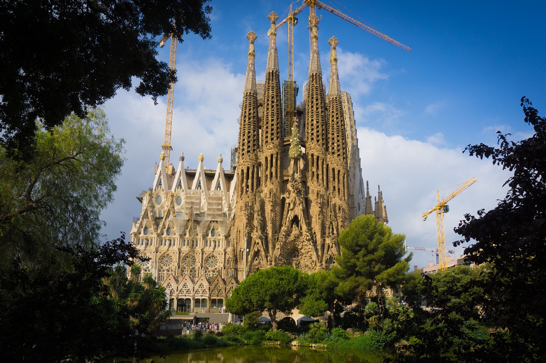 Things to do in Barcelona on a budget - MoneySense