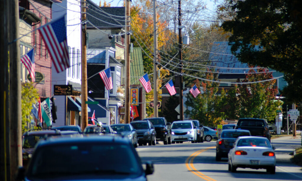 For Best U.S. ETFs for Canadian investors, this shows a road trip south of the border.