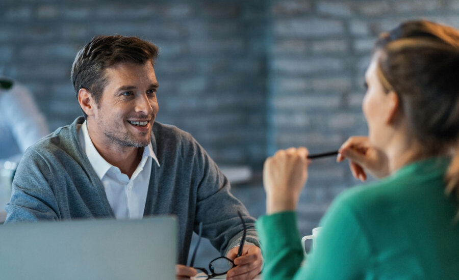 A Canadian meeting her money manager to discuss tax-loss selling.