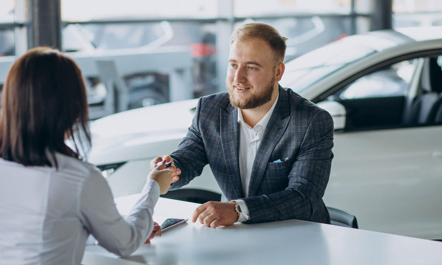 Porquê comprar um coche no Canadá e obter a melhor taxa de empréstimo