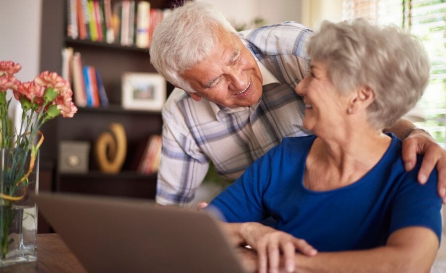 Helping aging parents understand retirement living options