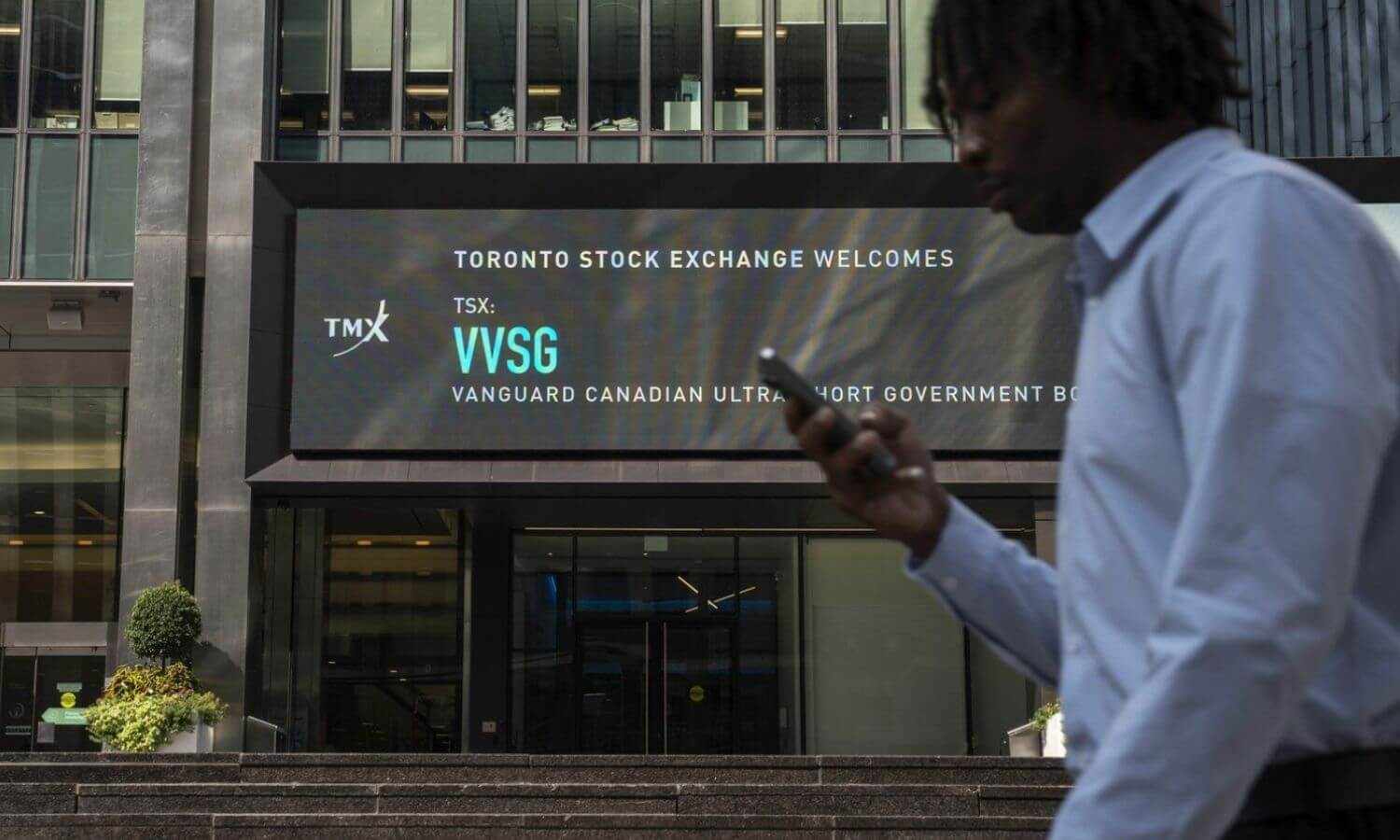 Defence stocks attract attention as spending climbs Defence stocks attract attention as spending climbs